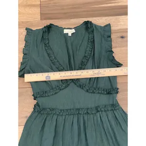 Pinch Dark Green Ruffle Trim Dress Size L Flutter Sleeve V‑Neck thumbnail 4