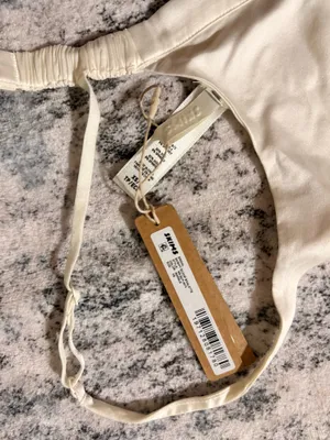 SKIMS Bridal Skimpy Scoop Bralette thumbnail 3