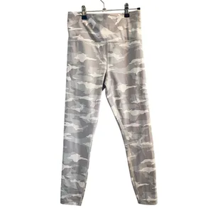 Athleta Elation Camo 7/8 Tights Size Small Gray Camouflage High-Rise‎ Leggings thumbnail 2