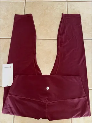 Lululemon Align High Rise 25” Red Merlot Size 14 NWT thumbnail 1