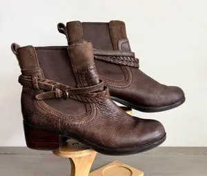 UGG Australia Krewe Motorcycle Leather Ankle Boots 29013G Brown Leather Size 7 thumbnail 1