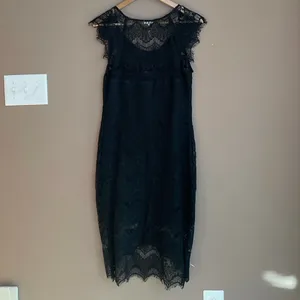 Free People Peekaboo Scalloped Lace Slip Dress‎ in Black Size Small thumbnail 6