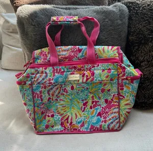 Lilly Pulitzer Insulated Beach Cooler in Lovers Coral‎ 15.5" x 10" x 12" nwt thumbnail 1