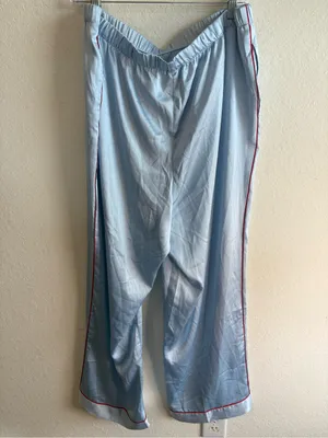 Victoria’s Secret Silky Light Blue Pajama Set with Red Piping Size XL thumbnail 3