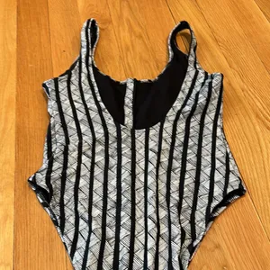 Aerie size large women’s bathing suit EUC thumbnail 4