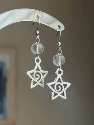 Handmade funky grunge y2k swirl star dangle earrings 🌙🌀 thumbnail 3