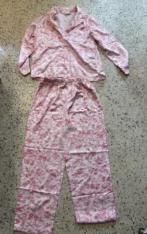 Appleseed women’s 2 piece pajama set medium Pink thumbnail 1