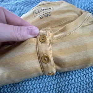 L.L. Bean Blouse Yellow Striped Long Sleeve XL 1/4 Button Soft Stretchy EUC thumbnail 8