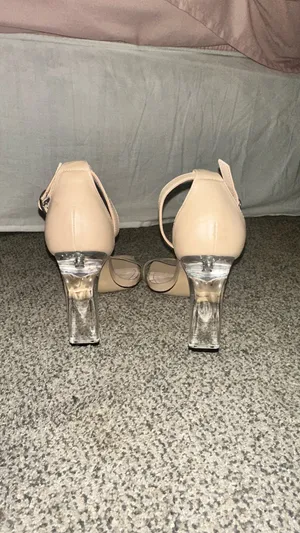 Nude Heels Anne Michelle thumbnail 2