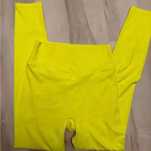 Balance Athletica Bright Yellow Activewear thumbnail 2