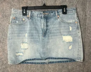 Gap Denim Woman Size 30(US 10) light wash Distressed Mini‎ Denim Skirt thumbnail 1