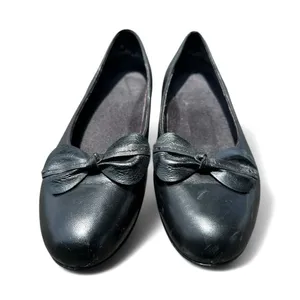 Munro Women’s Size 10 Black Leather Bow Ballet Flats Low Heel Comfort Shoes thumbnail 2