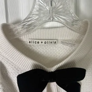 Alice + Olivia Doris Pointelle Pullover in Soft White XS thumbnail 5
