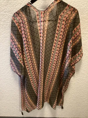 Cato Pink and Olive Patterned Open-Front Kimono Shrug thumbnail 5