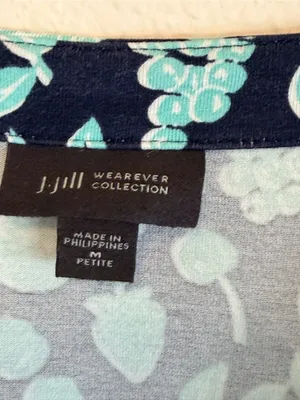 J.Jill V neck tropical fruit print monochromatic Tshirt, aqua and navy blue, M thumbnail 2