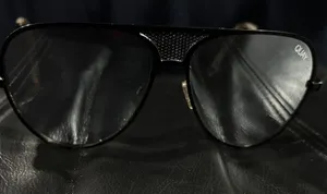 Quay Iconic 126 Black Frame Blue Lens thumbnail 1