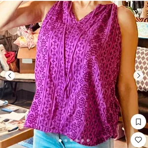 LOFT Pink and Purple Sleeveless Blouse Relaxed‎ Style thumbnail 1