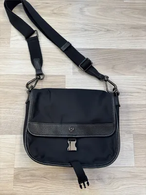 Lululemon Now & Always Crossbody bag Black Nylon Leather Trim thumbnail 13