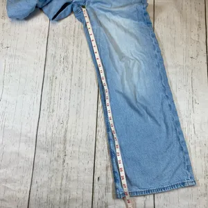 American Eagle Low Rise Ultra Wide Leg Strigid Jeans thumbnail 4