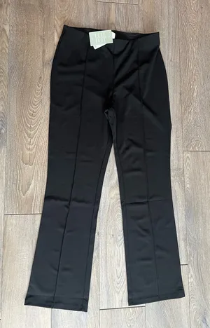 H&M Black Women's dress Pants thumbnail 1