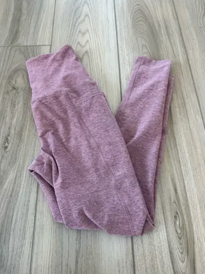 Beyond Yoga Caught in the Midi High Waisted Pocket Leggings thumbnail 2