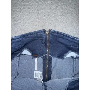 Free People Livin it Up Mini Skirt Women‎ 6 Back Zip Short Dark Wash Denim thumbnail 6