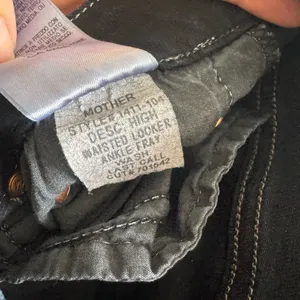 MOTHER Dark Indigo Skinny Jeans thumbnail 4