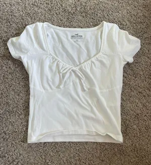 Hollister Shirt thumbnail 1