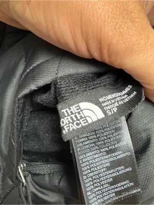 The North Face Women's Black Quilted Faux-Fur Lined Vest size Small thumbnail 5