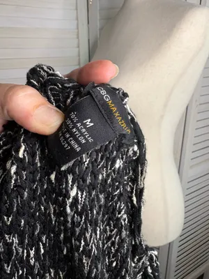 BCBGMAXAZRIA Sweater Knit Cable wrap thumbnail 6