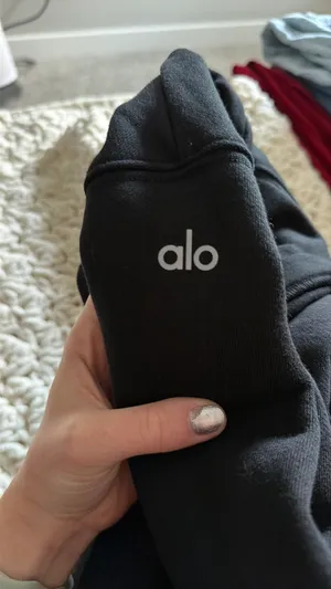 Alo Shrug Yoga Cropped Hoodie thumbnail 3