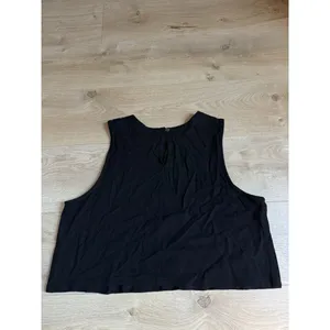EUC Petal and Pup Marnie Tank 100% linen black crop coastal lightweight size XL thumbnail 3