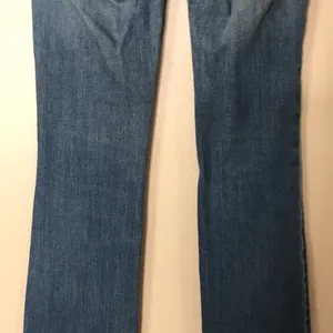 7 for all mankind medium wash bootcut jeans size 27 thumbnail 9