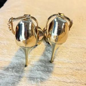 Gold high heels size 6.5 thumbnail 4