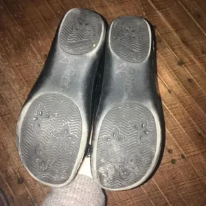 Alegria black embossed professional/nurse clogs, size 40 thumbnail 2