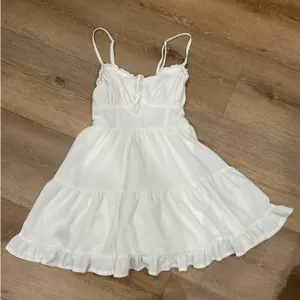 Grey Bandit Boutique white dress thumbnail 1