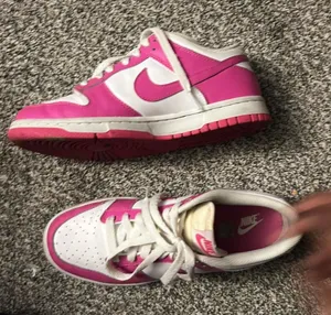Pink and white low dunks Size 7 thumbnail 1