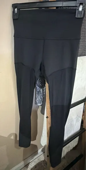 lululemon athletica Black High-Rise Performance Leggings thumbnail 1