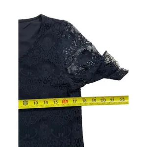 Banana Republic Women Size Small Navy Blue Lace Short Sleeve Blouse (34-542) thumbnail 5