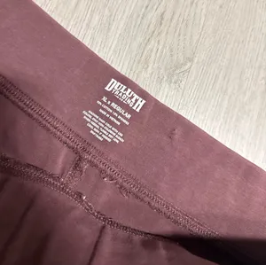 Duluth burgundy leggings thumbnail 5