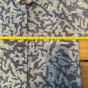 LuLaroe Camo Print Button-Down‎ Shirt Short Sleeve Blue Abstract Casual Top XS thumbnail 7