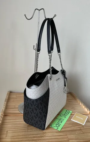 Michael Kors Purse thumbnail 4
