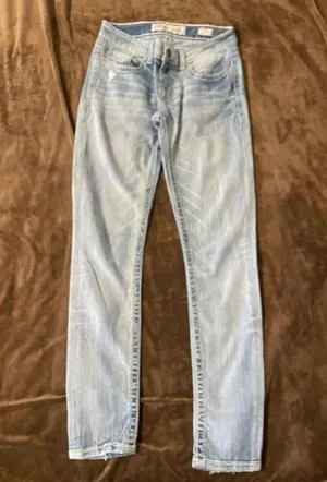 BKE Light Wash Jeans thumbnail 2