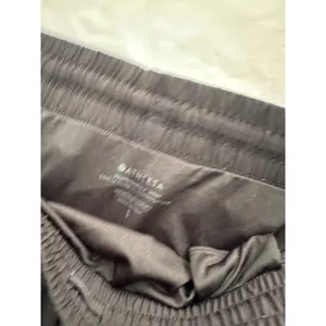 Athleta Mesh Racer Run 4” Short Black Small thumbnail 5