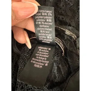 Victoria’s Secret Black Lace Cami Tank Top Chain Strap Open Back Size M thumbnail 7