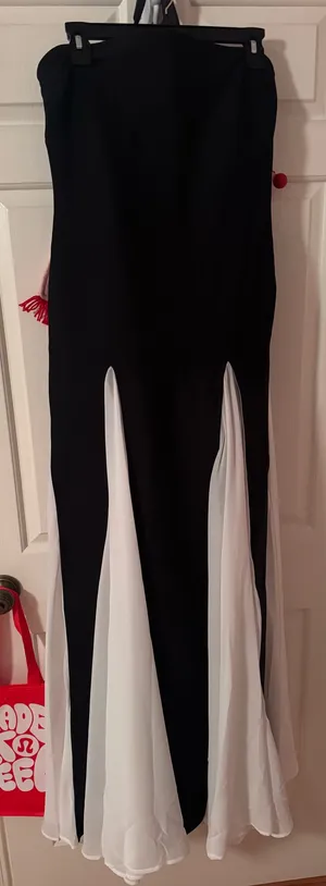 Abundance Dress Black Size L thumbnail 2