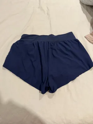 Fabletics shorts thumbnail 2