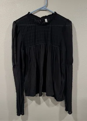 Free People Black Top thumbnail 1