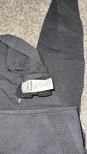 Gymshark Leggings and Longsleeve Top Set thumbnail 5