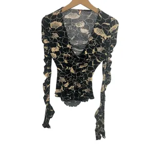 ✨Free People Through the Meadow Sz Small Top✨ thumbnail 4